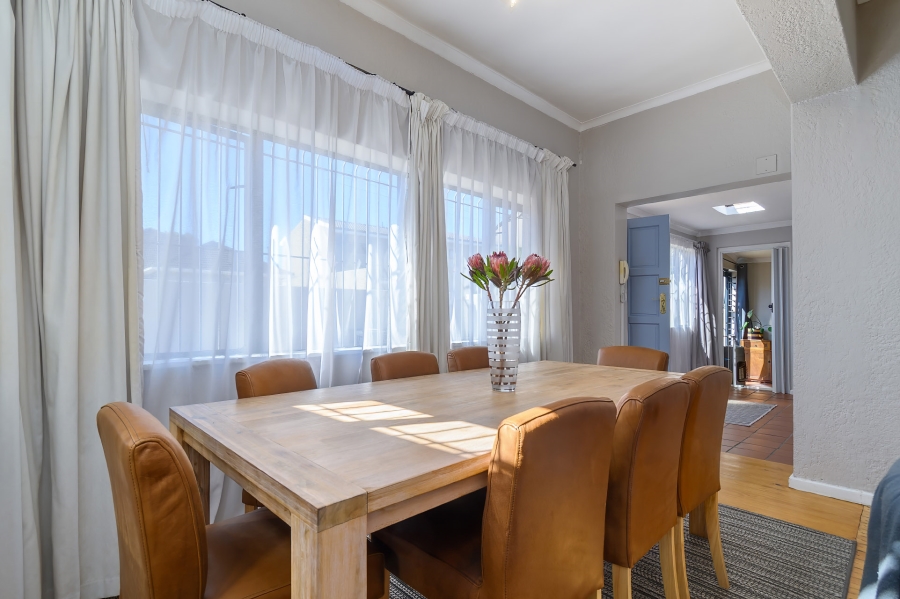 3 Bedroom Property for Sale in Claremont Western Cape